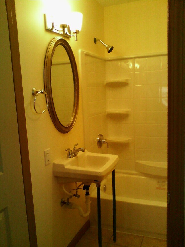 Photo - 2934 165th St