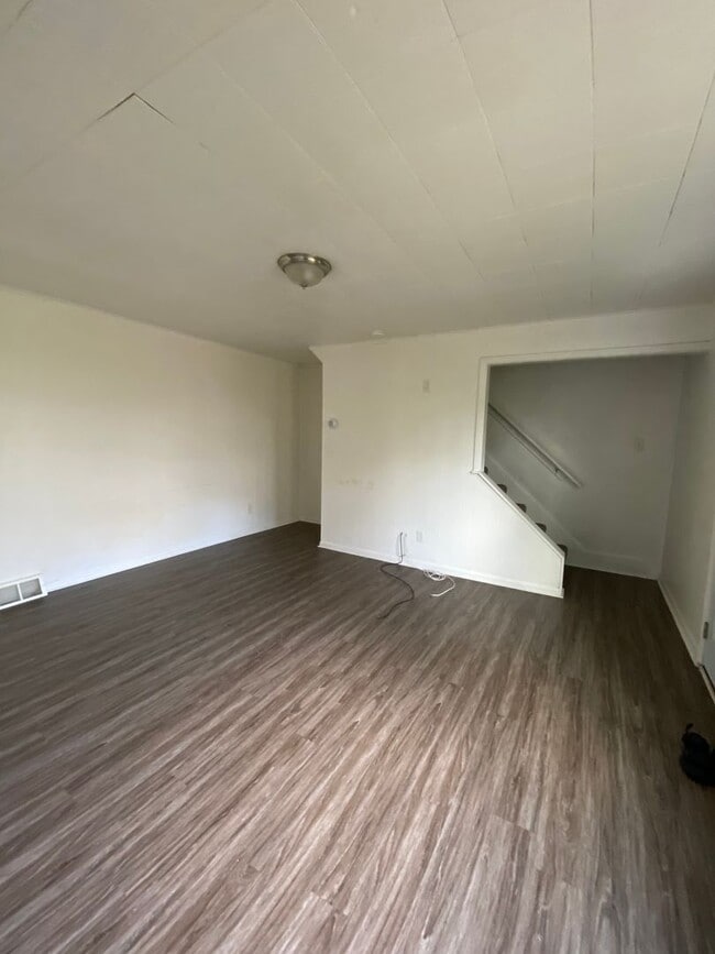 Building Photo - 740 Excelsior St