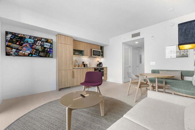 Photo - 159 NE 6th St Unit FL44-ID1034646P