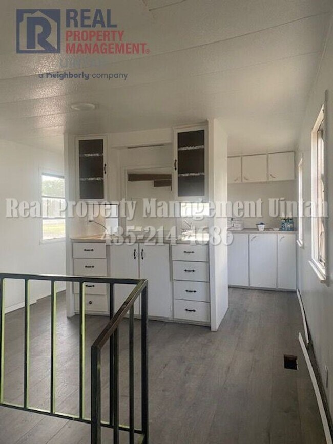 Photo - DON'T MISS OUT ON THIS Myton Trailer Home ...