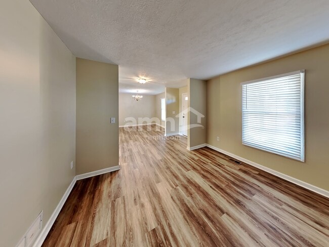 Photo - 8093 Willow Brook Crossing Dr