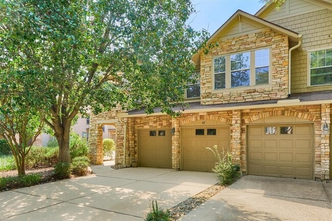 Photo - 87 Woodlily Pl
