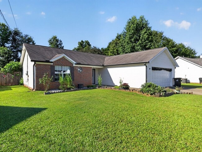 Photo - 22 Canterbury Dr