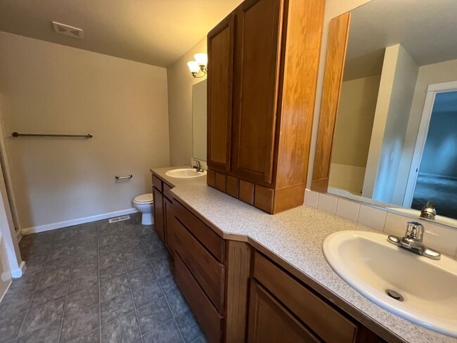 Photo - Large Four-Bedroom Home in the Heart of PO! Available for Rent NOW!