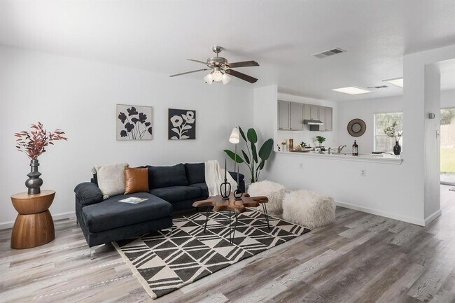 Photo - 10732 Marshitahs Way