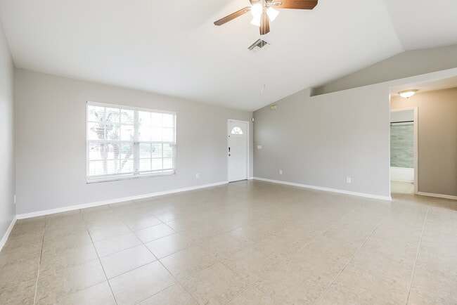 Photo - 1216 Belgrave St