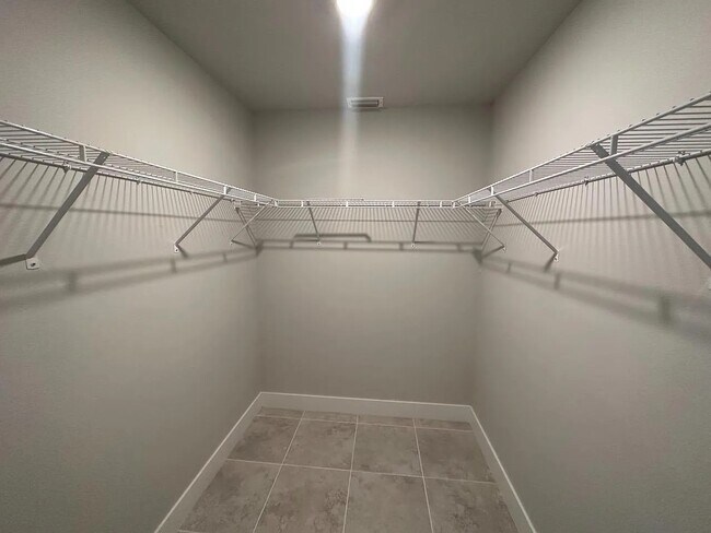 Photo - 2717 28th St SW