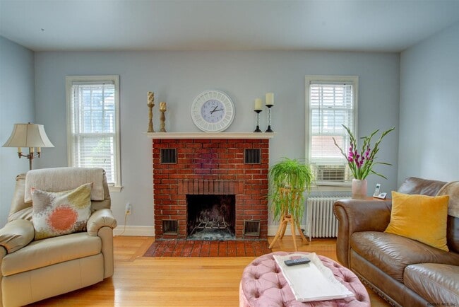 Photo - 40 Betwood St