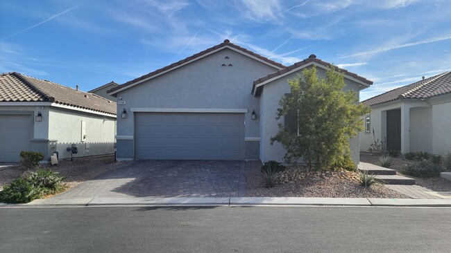 3 Bedroom 1 story home in Southwest Las Vegas - 3 Bedroom 1 story home in Southwest Las Vegas