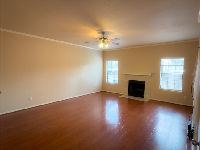 Photo - 9800 Pagewood Ln