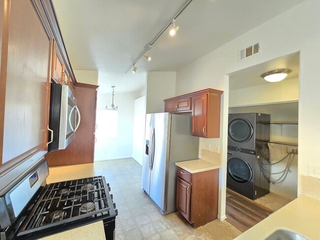 Photo - Beautiful 4-Bedroom / 2-bathroom Single-Family Home for Rent