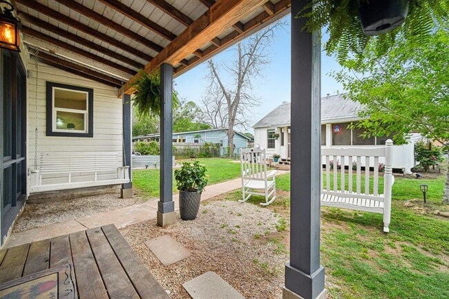 Photo - 801 Bishop St