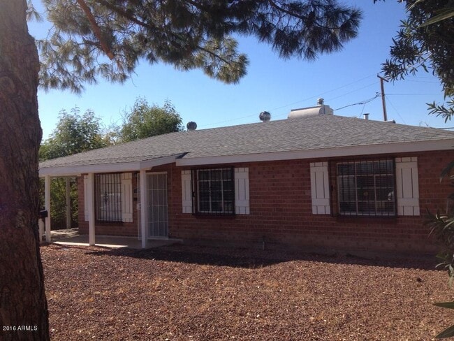 Building Photo - 3848 N 21st Ave