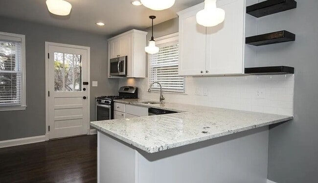Photo - 4401 Buchanan Ave