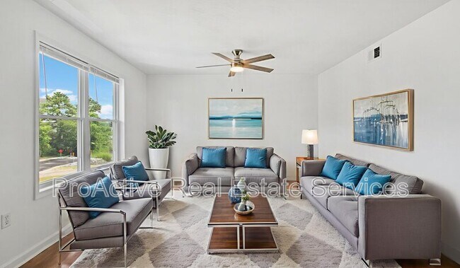 Photo - 9527 3rd Bay St Condo