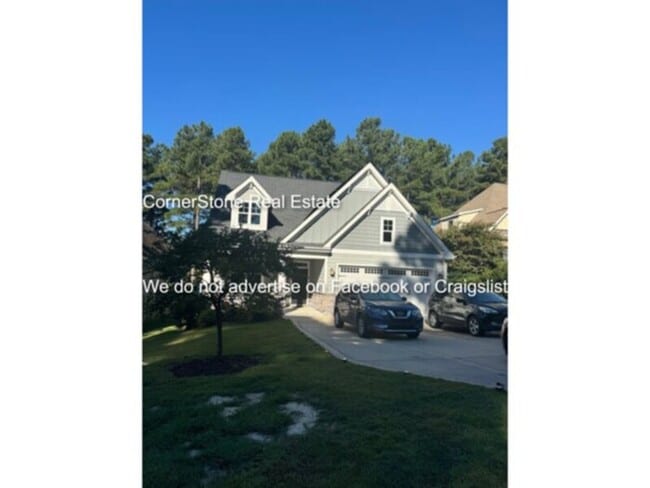 Photo - 547 Micahs Way N