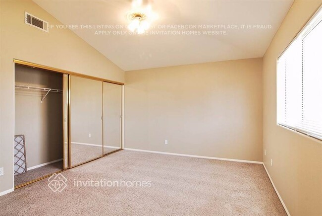 Photo - 27025 Hemingway Ct