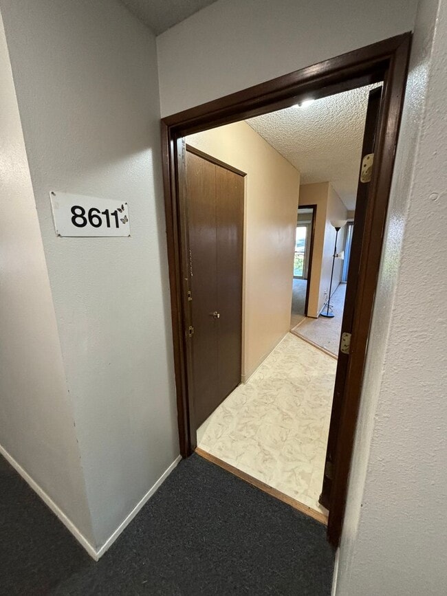 Photo - 1 bedroom Condo near Washington Square Mall with seasonal pool