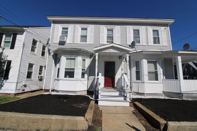 Building Photo - 45 Franklin St Unit 45a
