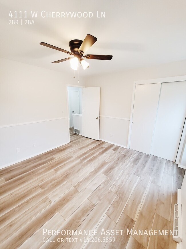 Photo - Beautiful 2BED/1.5BATH Brown Deer Condo