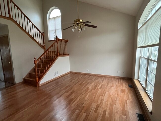 Photo - 2936 Deerpath Ln