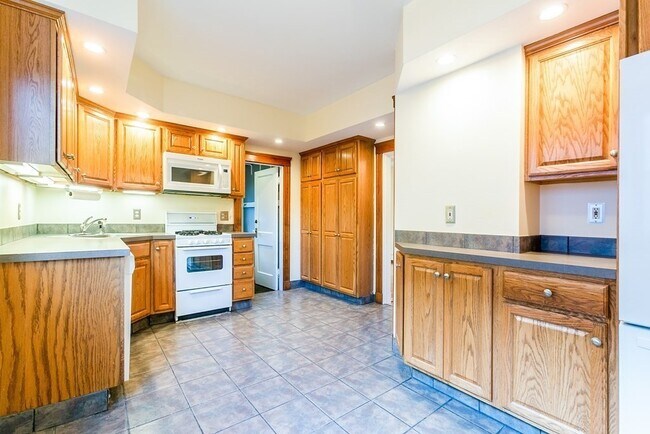 Photo - 67 Orchard St Unit 1