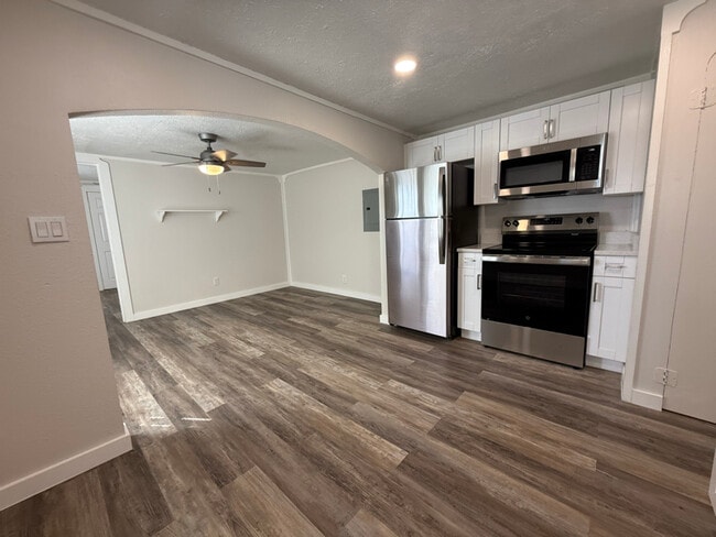 Photo - 5437 Essex Ave S Unit 4