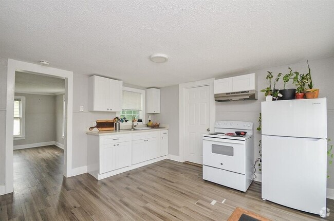 Building Photo - 1401 Collier St Unit 1403 Rental