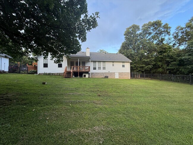 2431 N Toy Dr