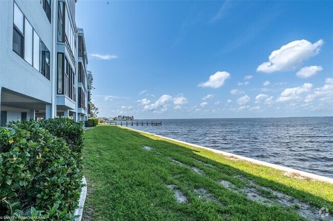 Building Photo - 1750 Jamaica Way Unit 333 Rental