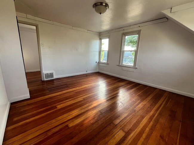 Photo - 304 N Wilson St