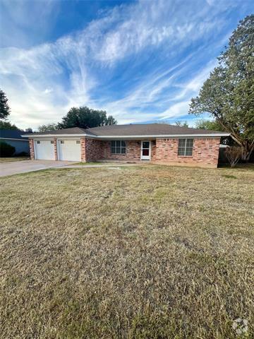 Building Photo - 2942 Arrowhead Dr Rental