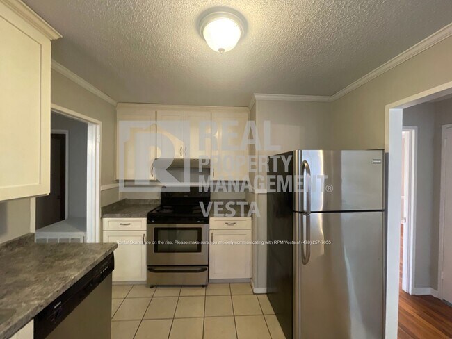 Spacious Hilltop House Near Ingleside Village - Spacious Hilltop House Near Ingleside Village