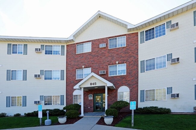 BAY MANOR APARTMENTS