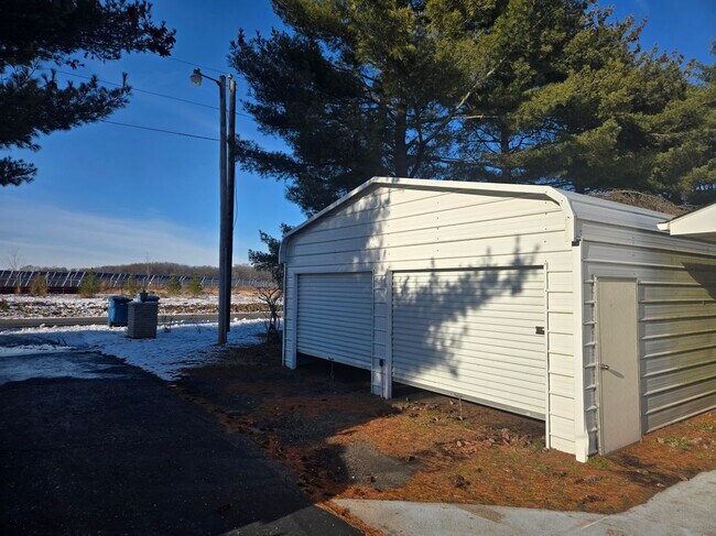 Photo - 15329 Church Ln