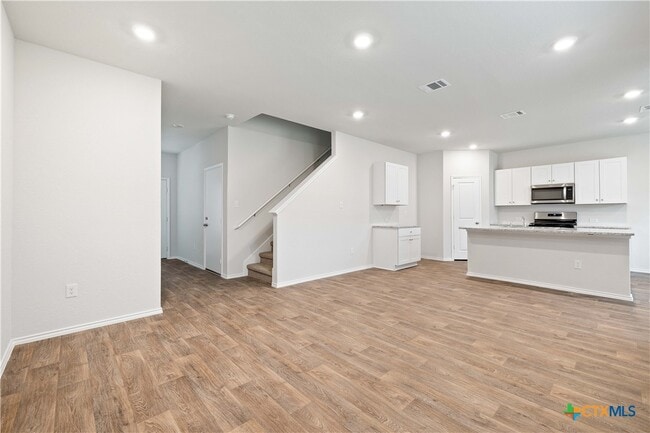 Photo - 2861 Brogan Creek