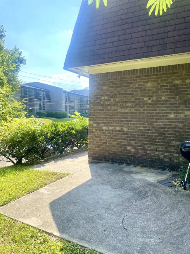 Photo - 740-742 Marley Way