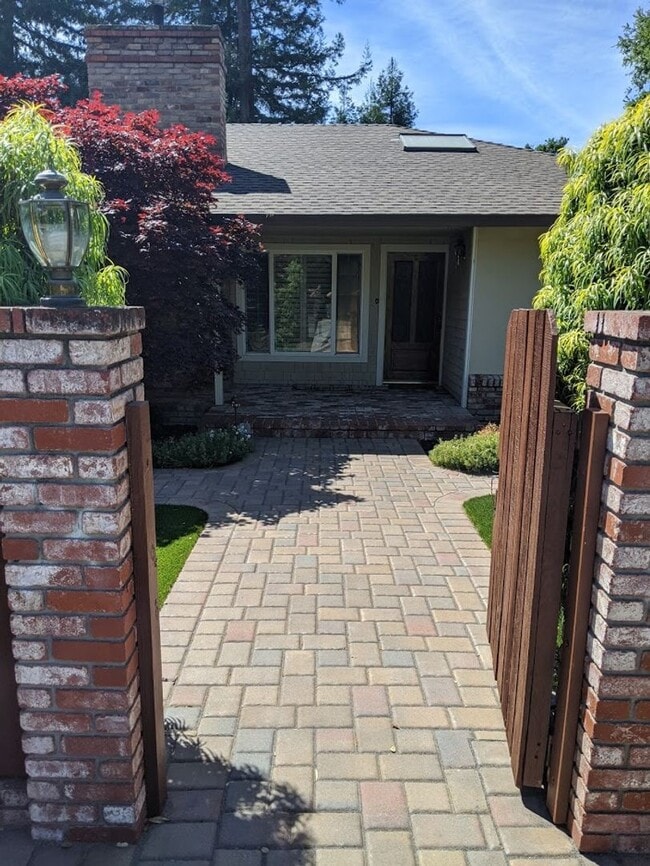 Photo - EMERALD HILLS - Premium updates thoughout including park like back yard