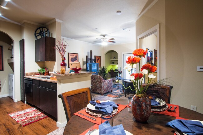 Photo - Lodge at Guadalupe Apartments LP