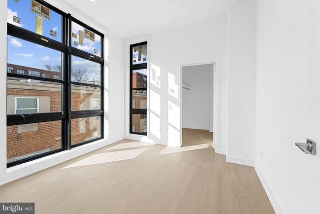 Photo - 1417 Belmont St NW Unit 208