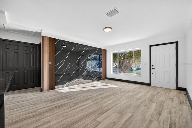 Photo - 2401 42nd St S