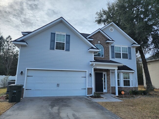 Photo - 1237 Peacock Trail