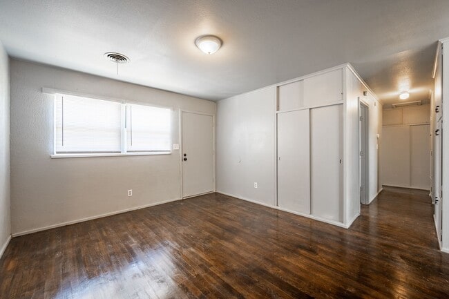 Photo - Three Bedroom Home for Lease!