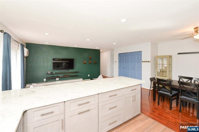 Photo - 199 Bergen Turnpike Unit 3J