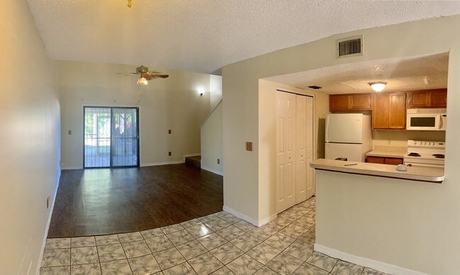 Photo - 4293 Melissa Ct W Townhome