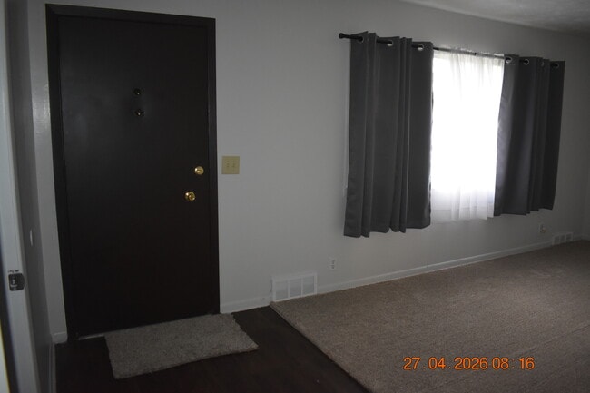 Photo - 4616 Grand Ave