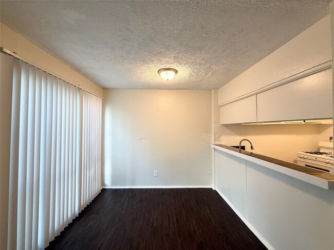 Photo - 3629 N MacGregor Way Unit 3