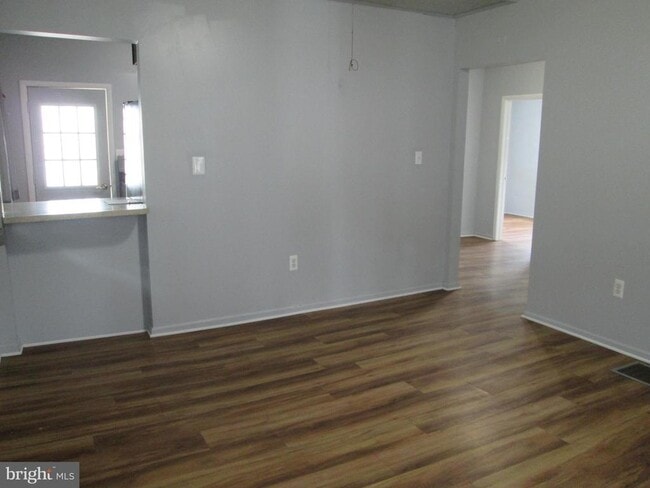 Photo - 1208 Locust St