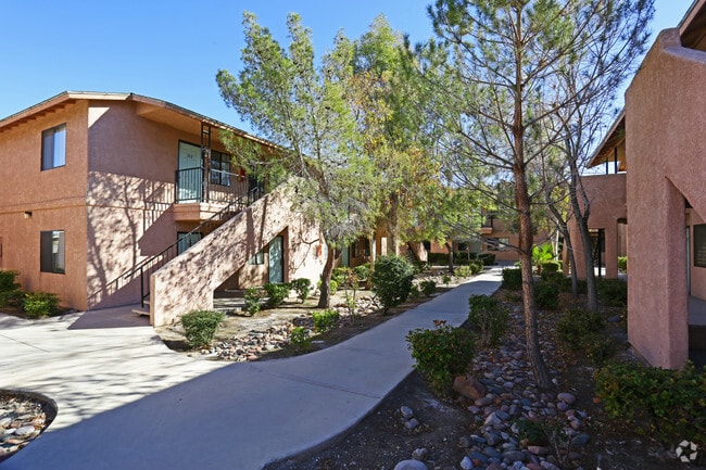 Sandhill - Sandhill Apartments