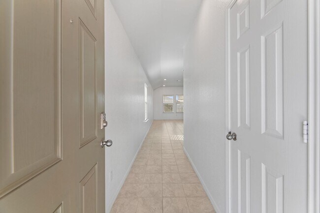 Photo - 141 Hammond Ct